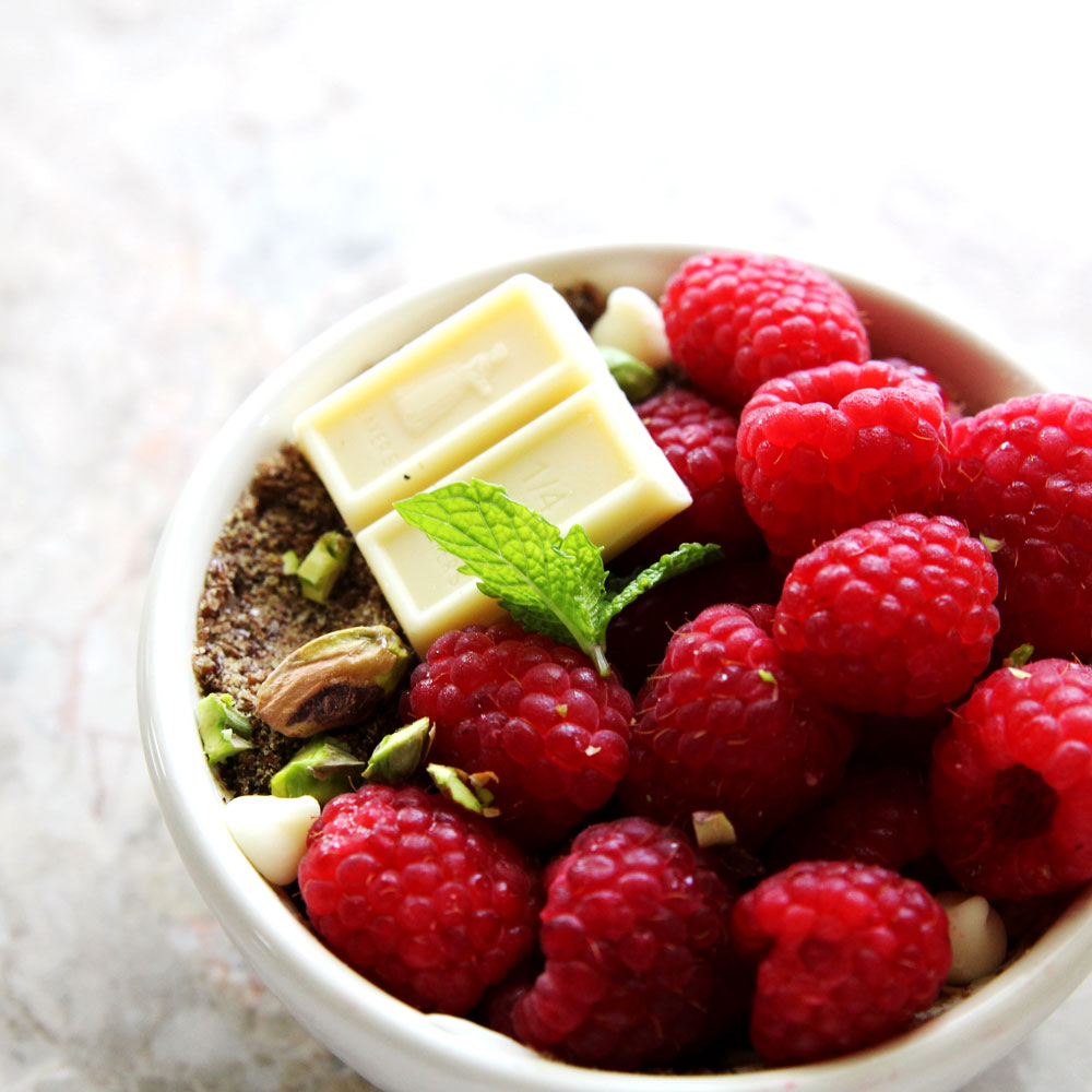 Raspberry Yogurt Bowl