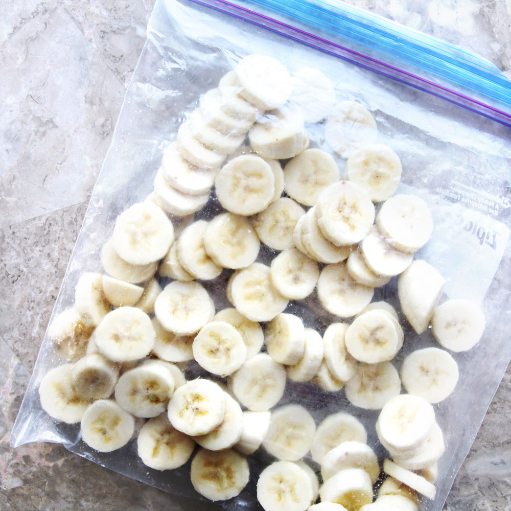 how to freeze banana for nicecream ziploc bag