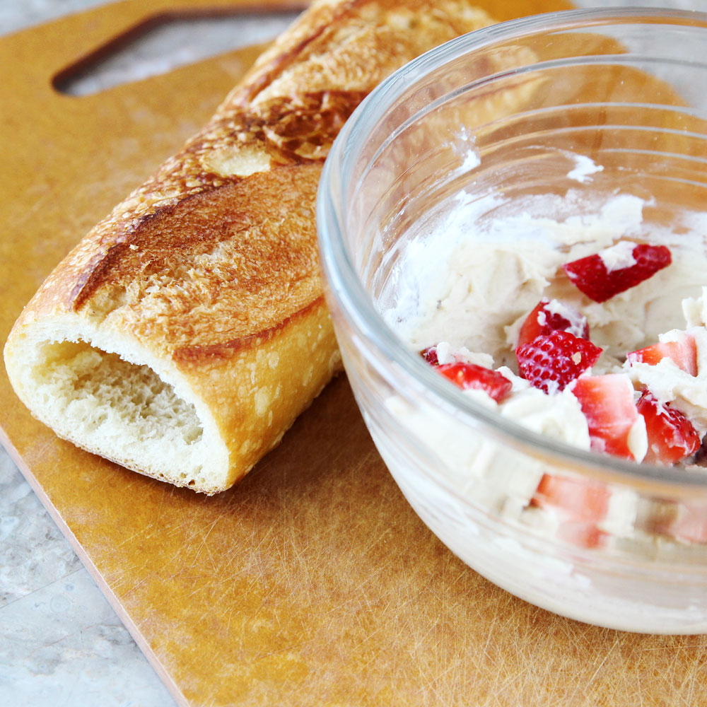 strawberry almond butter yogurt frosting stuffed baguette