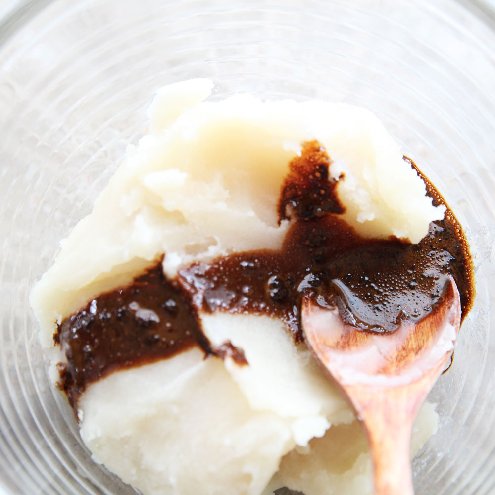 2-Ingredient Coffee Bean Paste (커피앙금) for Spreads and Mochi Filling