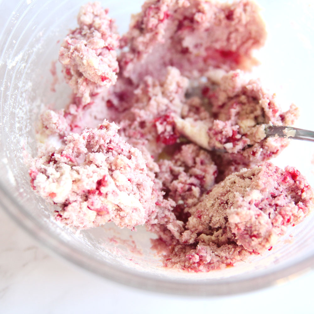 Raspberry Cream Cheese Protein Balls (Healthy Energy Bites)
