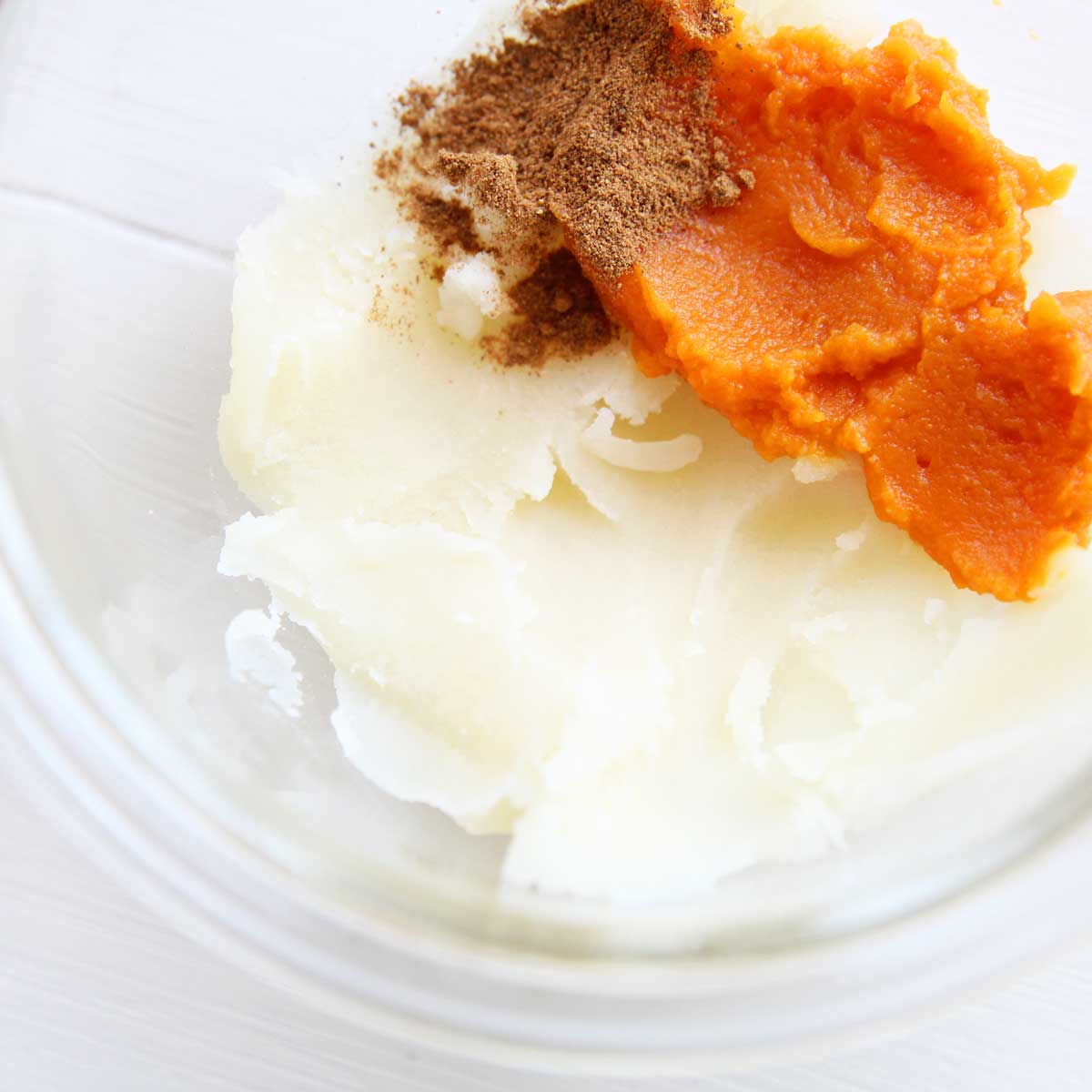 3-Ingredient Pumpkin Spice Filling for Mochi and Mooncakes - pumpkin spice filling