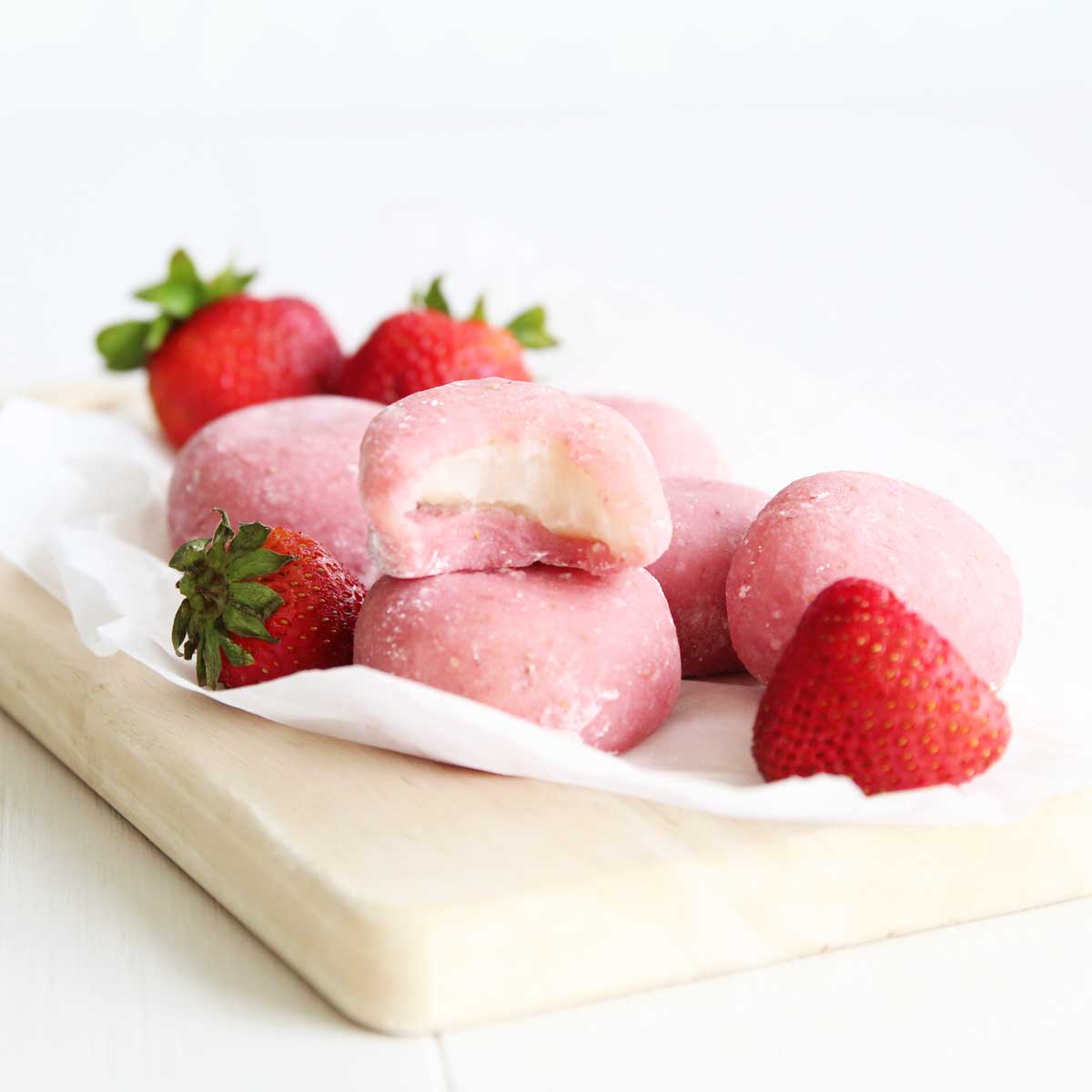 quick easy strawberry mochi in microwave