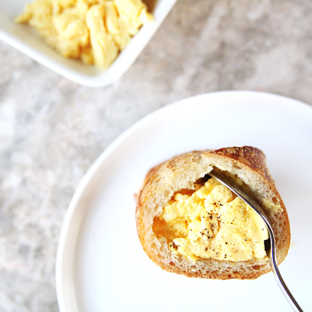 The Best Brunch Appetizer Idea: Scrambled Egg Stuffed Bread