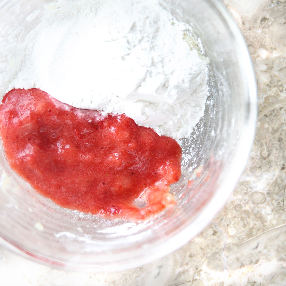 Easy & Squishy 10 Minute Strawberry Mochi Squares Recipe - strawberry mochi