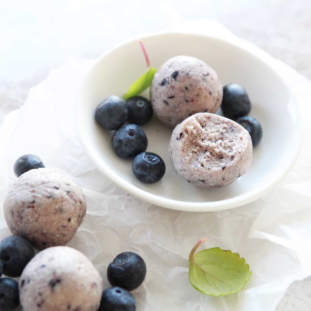 Blueberry Cheesecake Protein Balls Recipe (Healthy Low Carb Energy Bites)