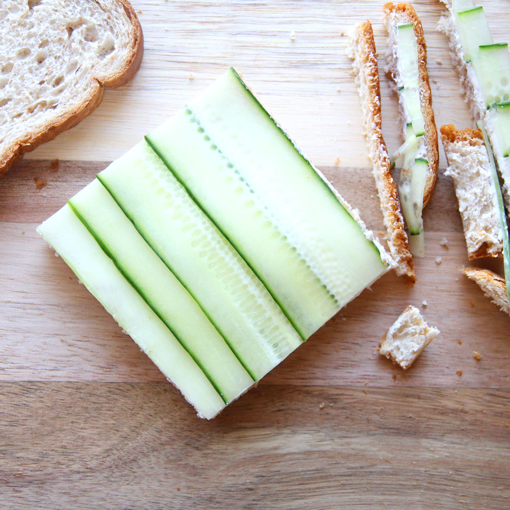 how to make Easy 4-Ingredient Cucumber Finger Sandwich Triangles