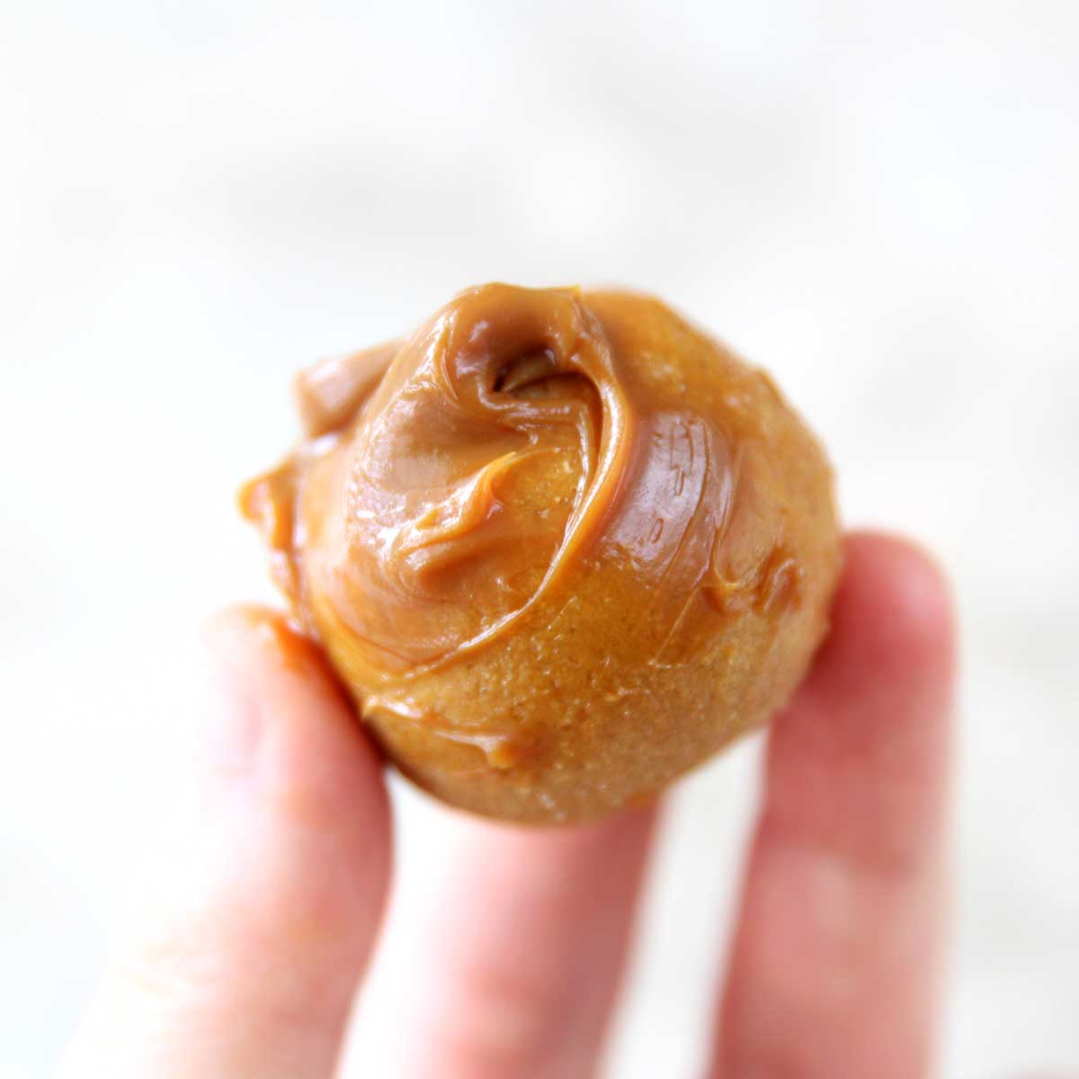 Dulce de Leche Protein Balls Recipe (3-Ingredient Energy Bites) - Keto Caramel Glaze