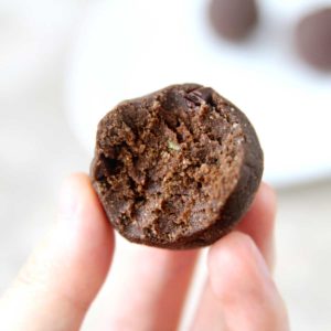 5-Ingredient Chocolate Avocado Protein Balls