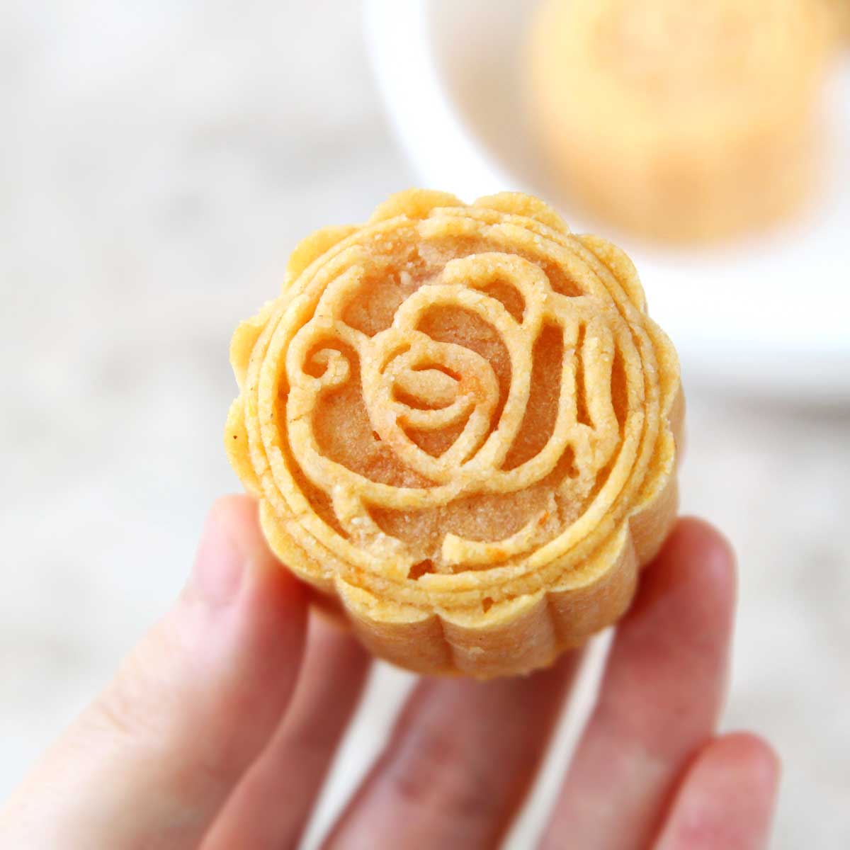 Vegan Sweet Potato Mooncakes Recipe (Gluten-Free) - Japanese Matcha Roll Cake