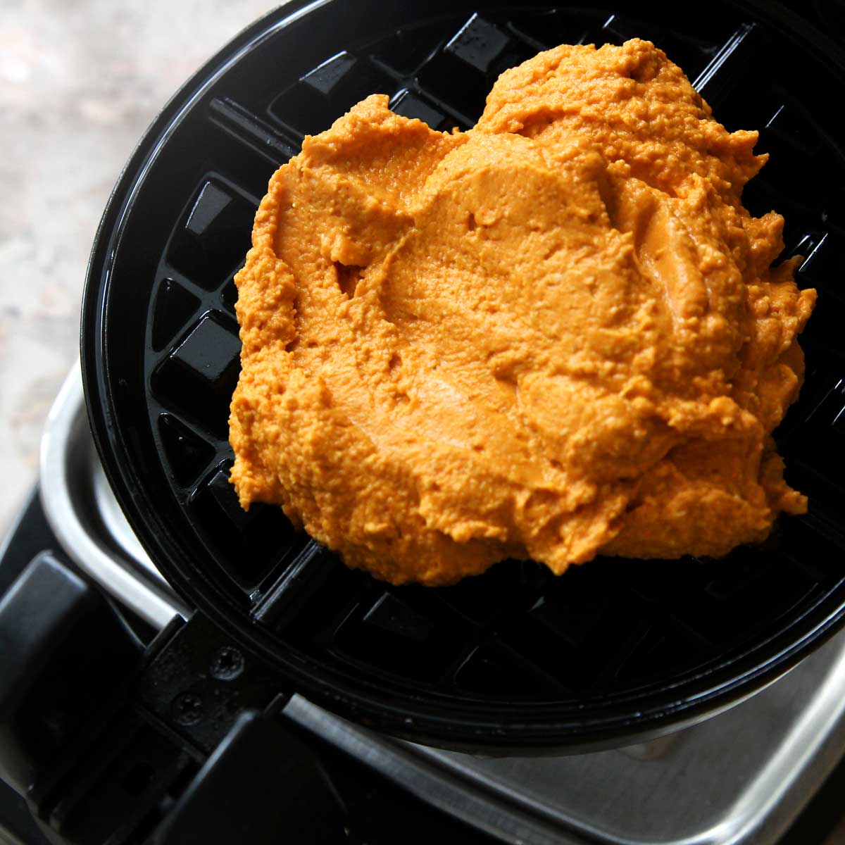 How to Make 3-Ingredient Pumpkin "Mochi" Waffles without Sweet Rice Flour - pumpkin mochi waffles