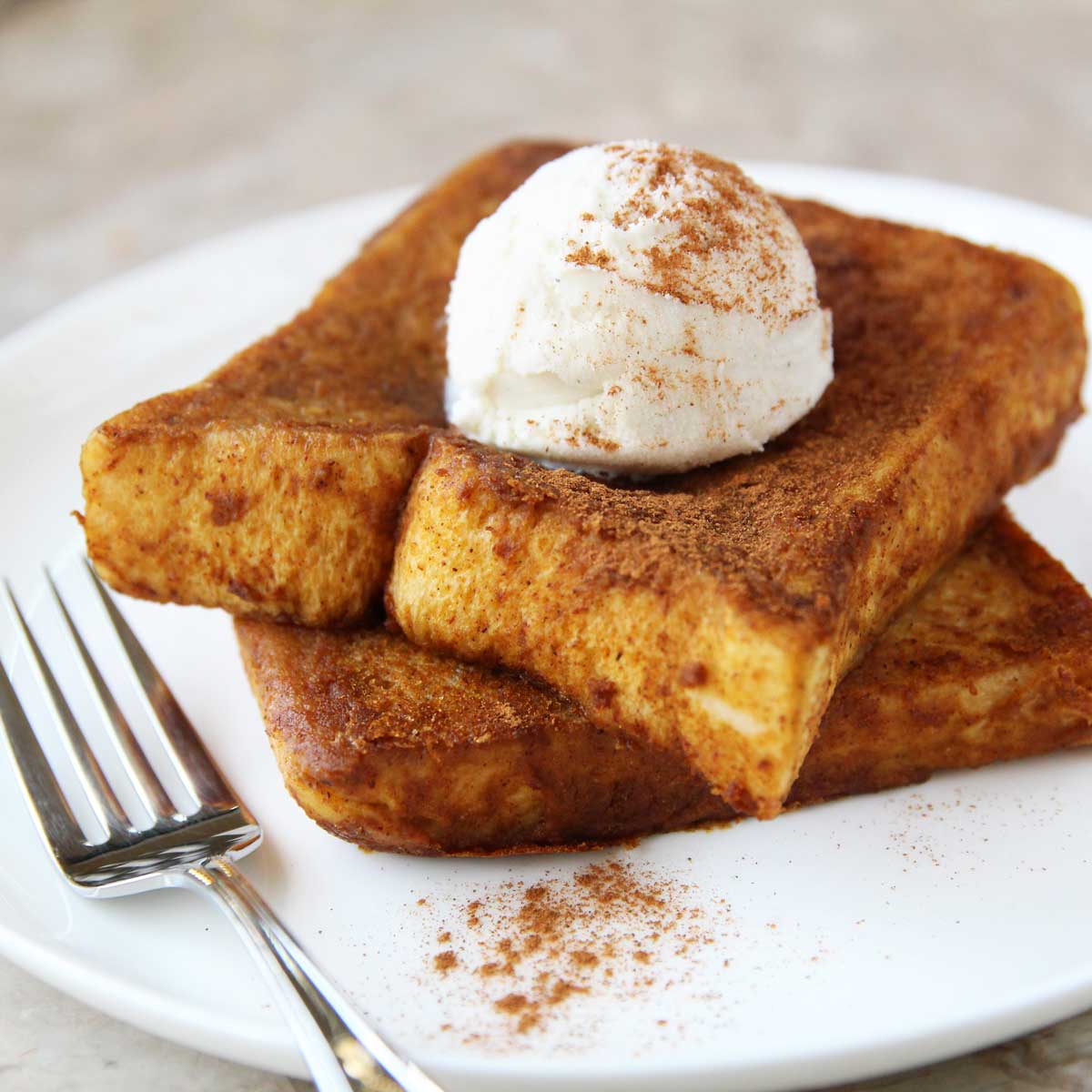 How to make easy vegan pumpkin French toast without using eggs