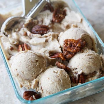 Pecan butter ice cream sprinkled with pecans
