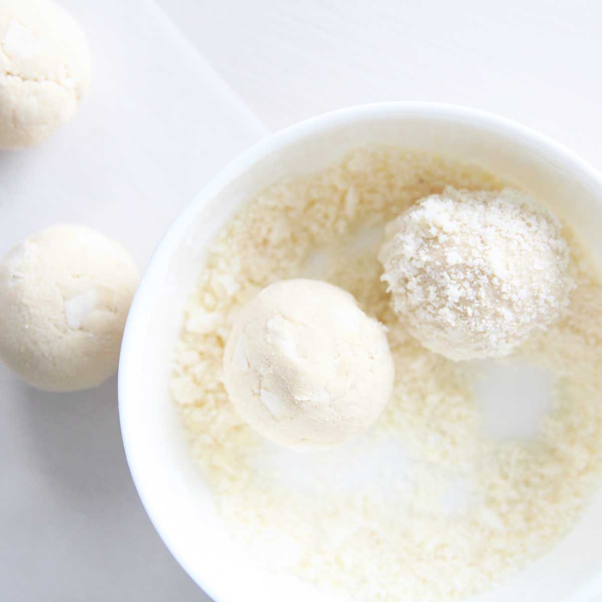 Probiotic Coconut Protein Balls Recipe (Easy Healthy and No Bake) - protein balls