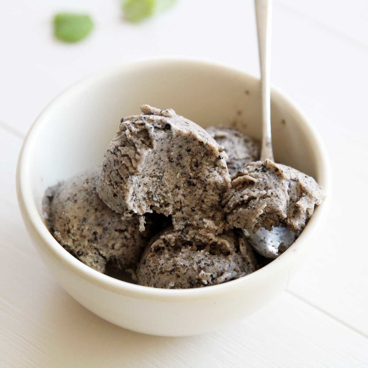 Easy 3-Ingredient Black Sesame Nice Cream Made in the Food Processor - black sesame nice cream