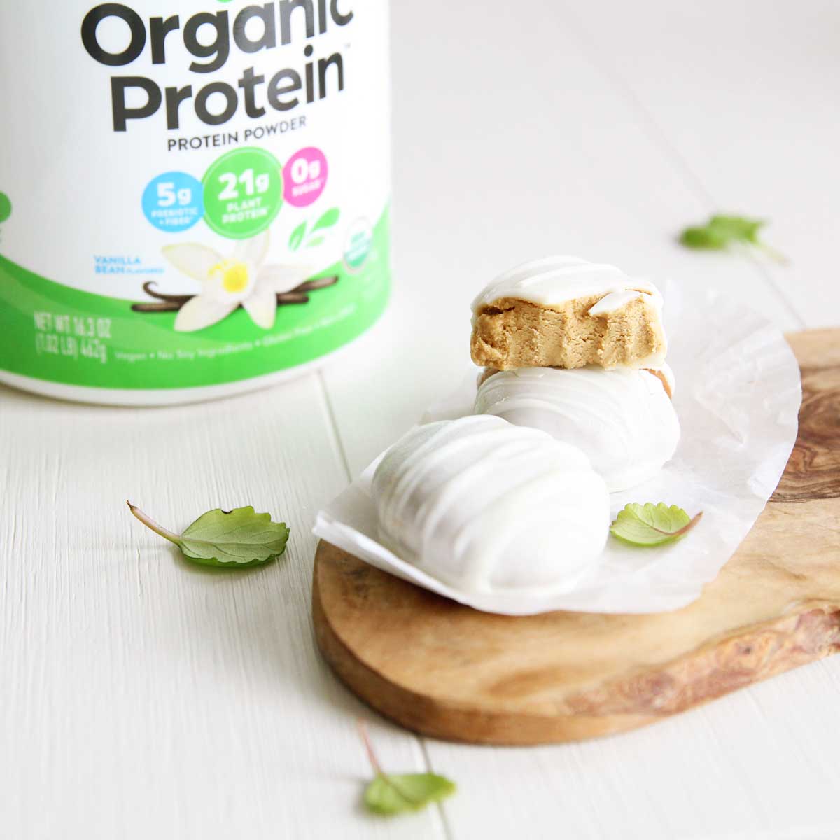 Healthy Protein Powder Easter Eggs Recipe (Just 3 ingredients!) - Pistachio Nice Cream