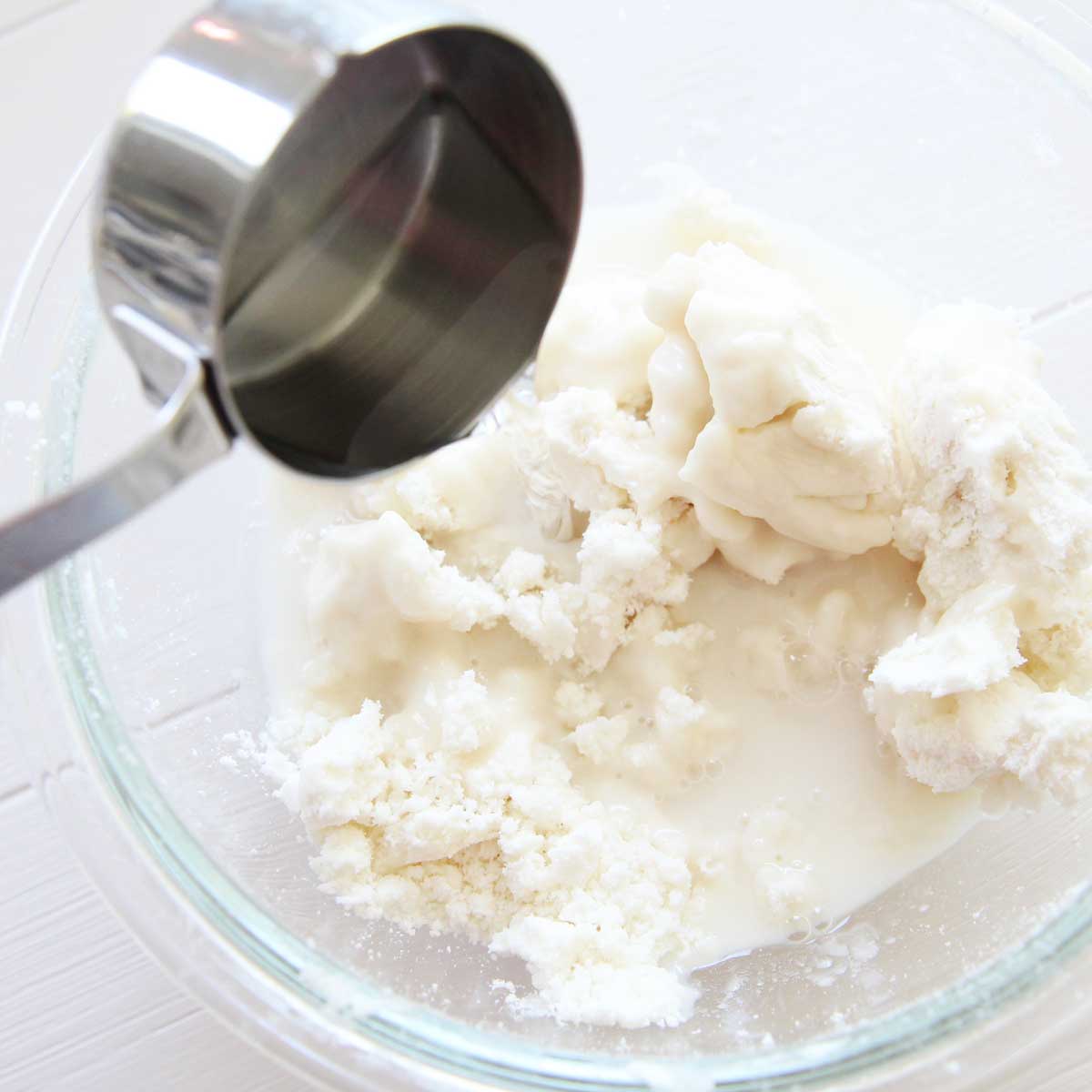 Easy 3-Ingredient Shortcut Snowskin Mooncakes Recipe (Gluten Free, Vegan) - shortcut snowskin