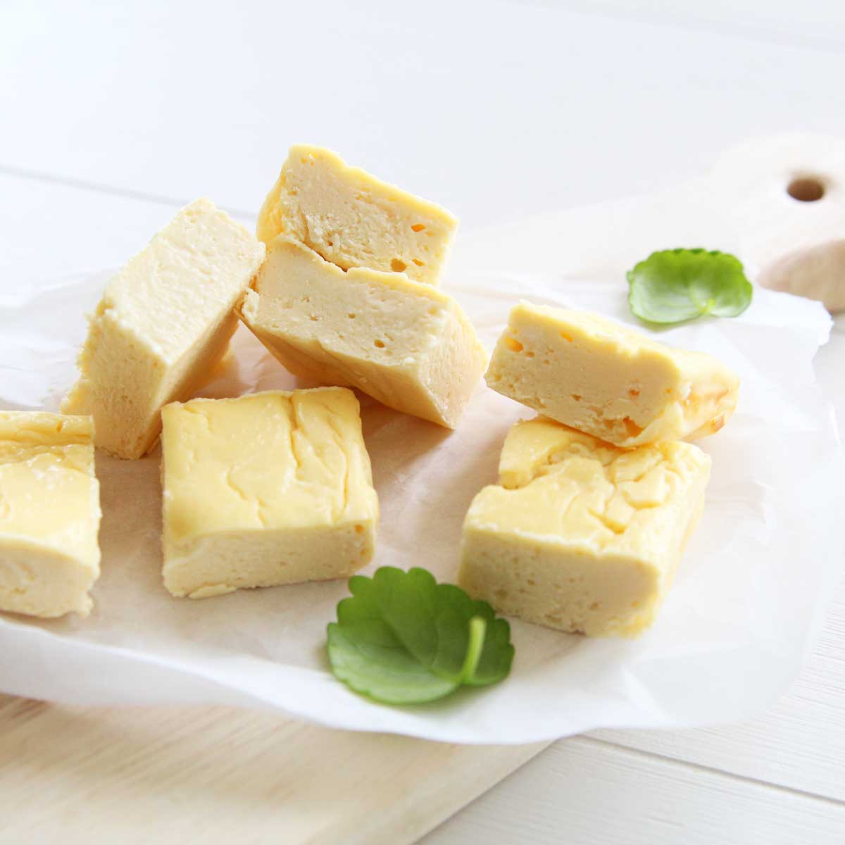 How to Make Easy Cheesecake Filling for Mooncakes and Mochi (Just 3 Ingredients!) - mooncakes
