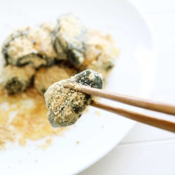 easy korean mugwort Injeolmi tteok recipe made in the microwave