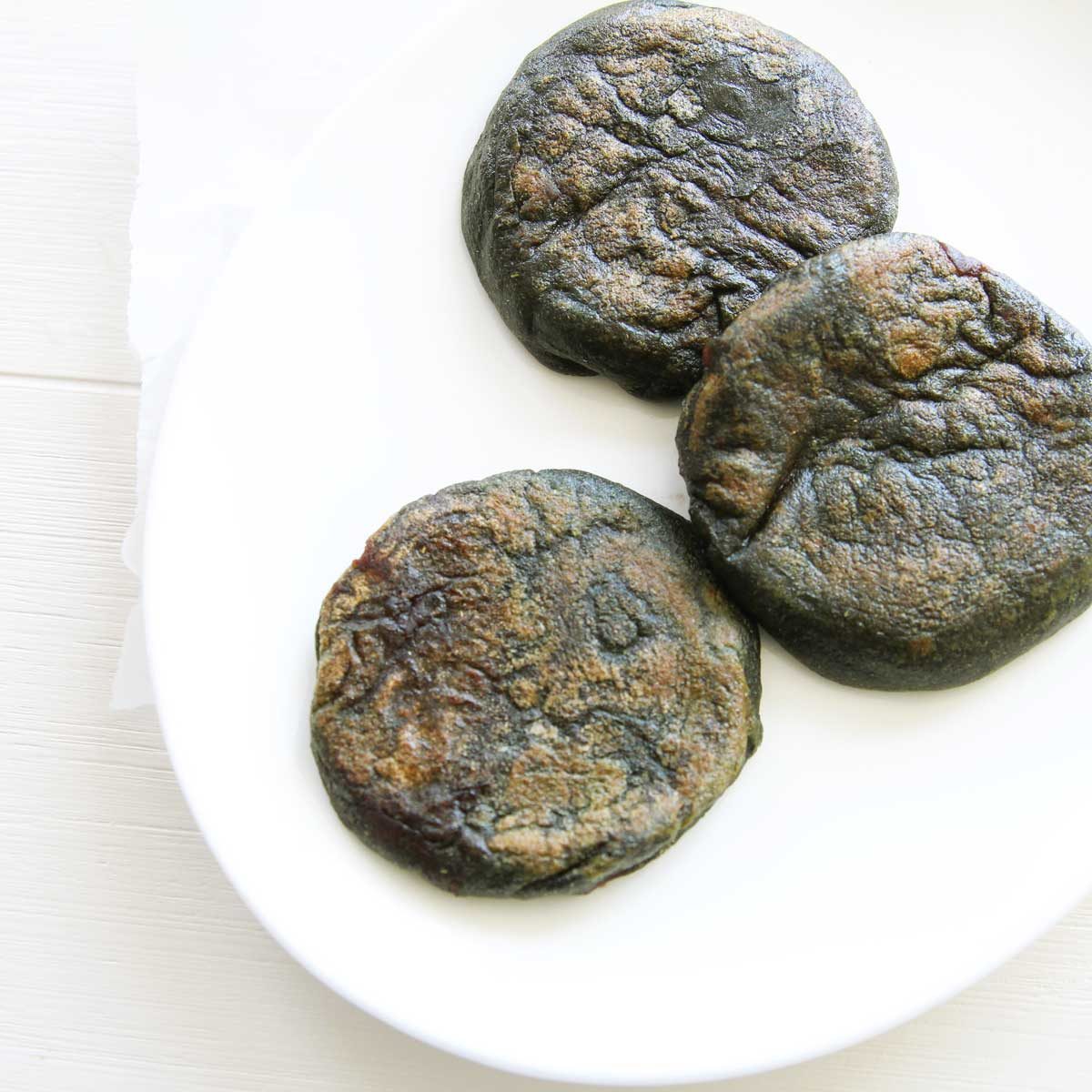 How to Make Mugwort Mochi Pancakes (Stuffed with Red Bean Paste) - mugwort mochi pancakes
