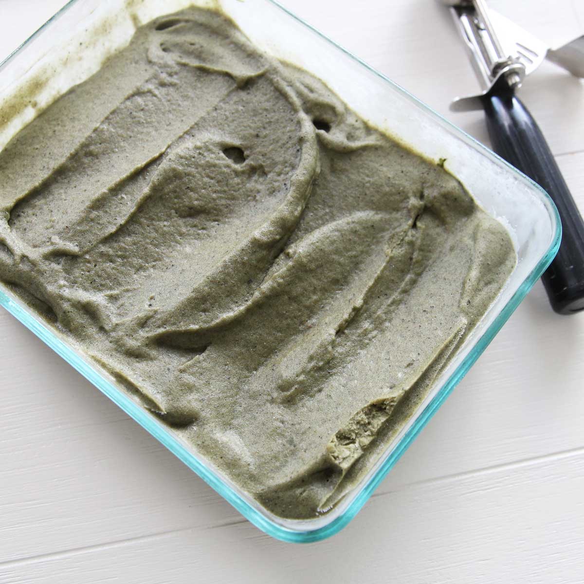 Easy 3-Ingredient Mugwort Ice Cream Recipe - mugwort ice cream