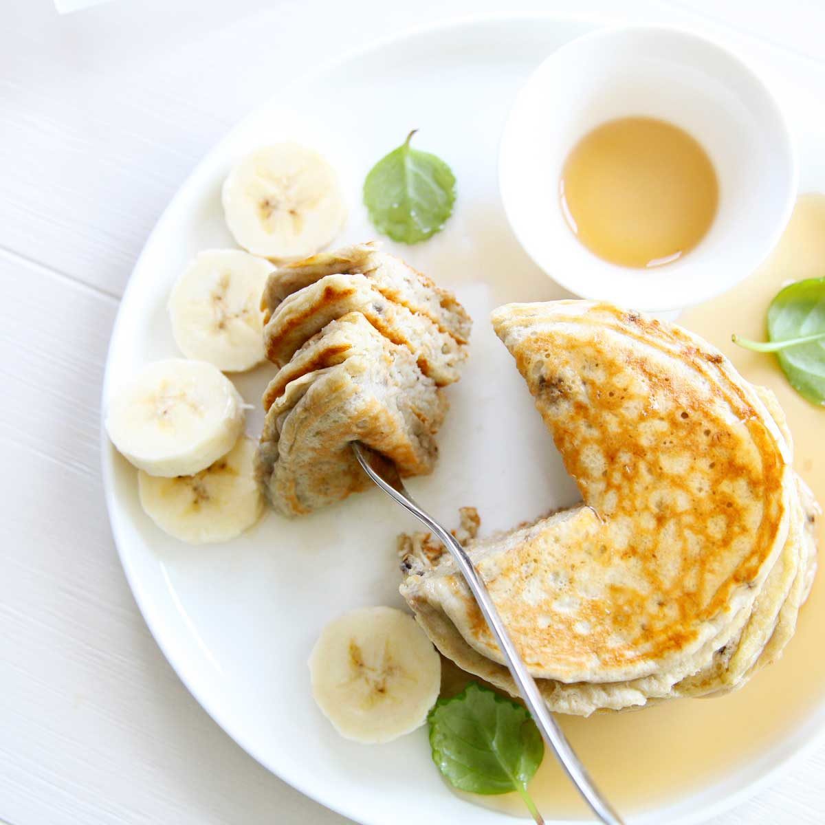 4 ingredient banana mochi pancakes