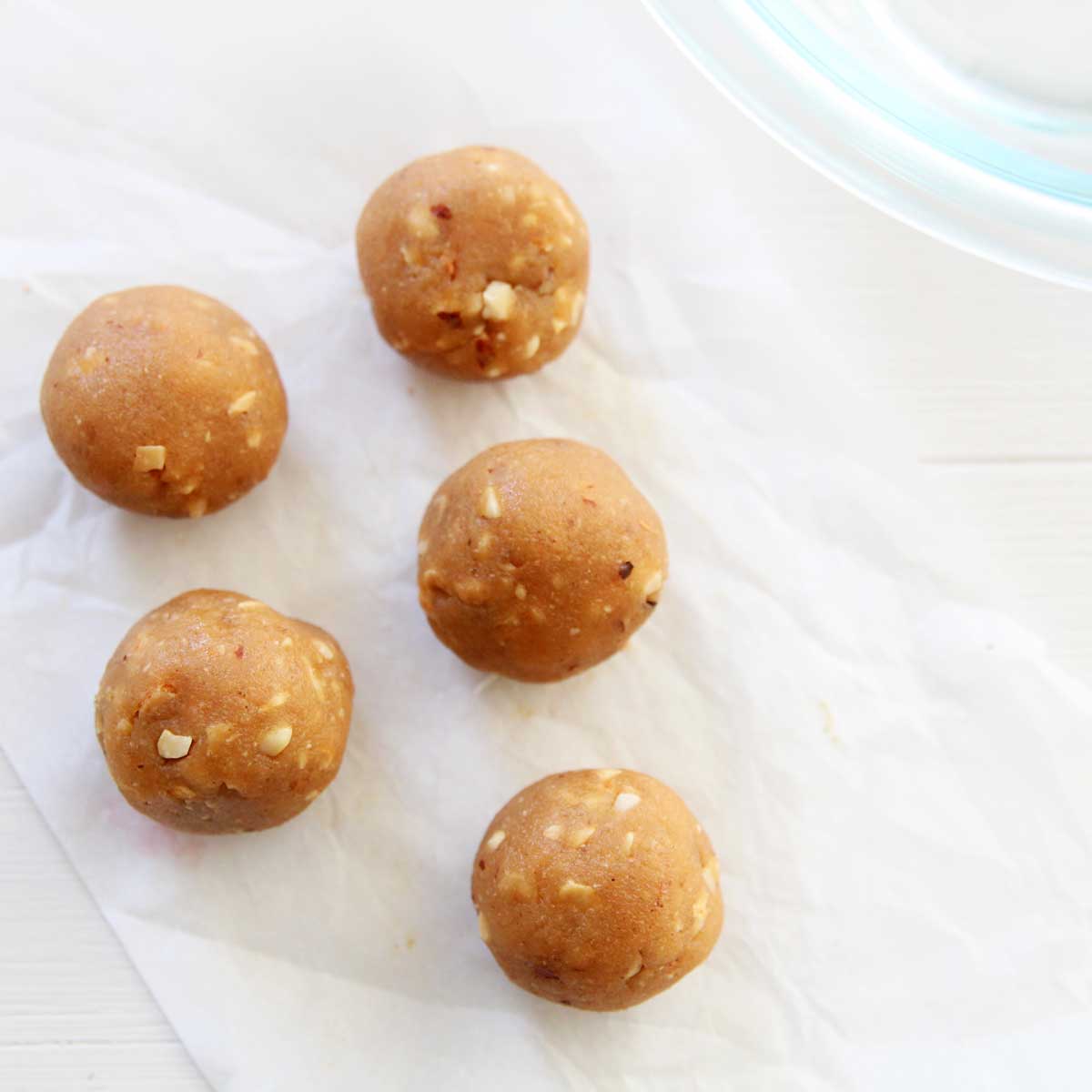 Easy Collagen Protein Balls with Peanut Butter (with 8 Variations) - protein balls