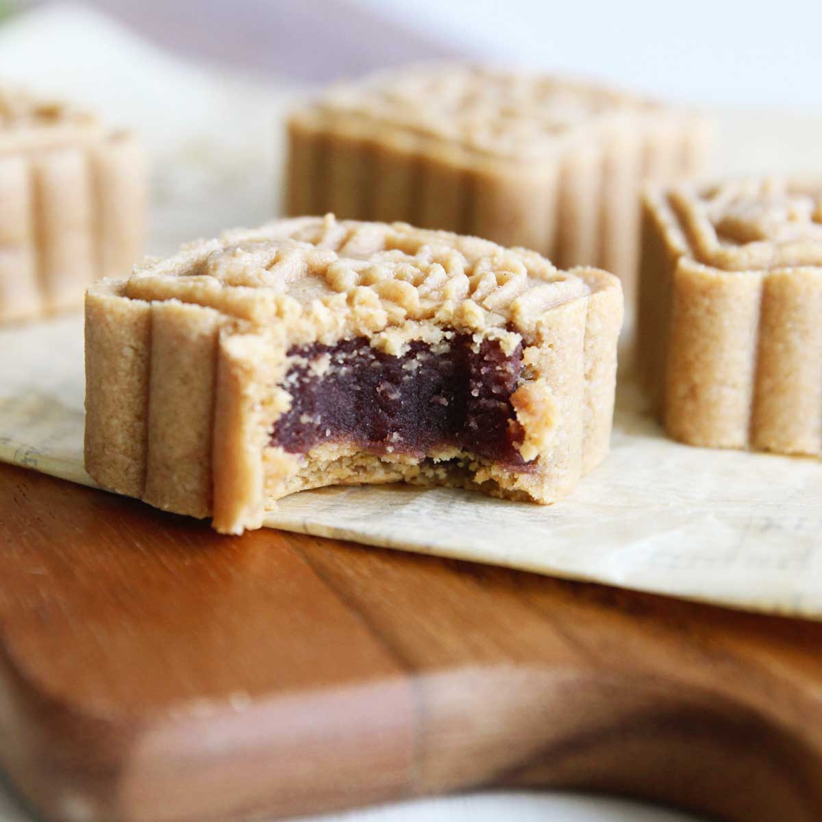 Cashew Butter Mooncakes Made with Almond Flour (Vegan & Gluten Free) - mooncakes