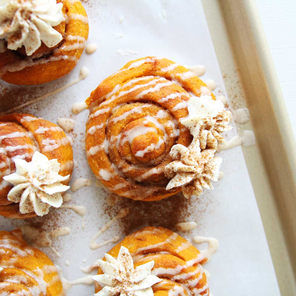 How to Make Healthy Pumpkin Cinnamon Rolls with Added Almond Flour - Flourless Pumpkin Roll Cake