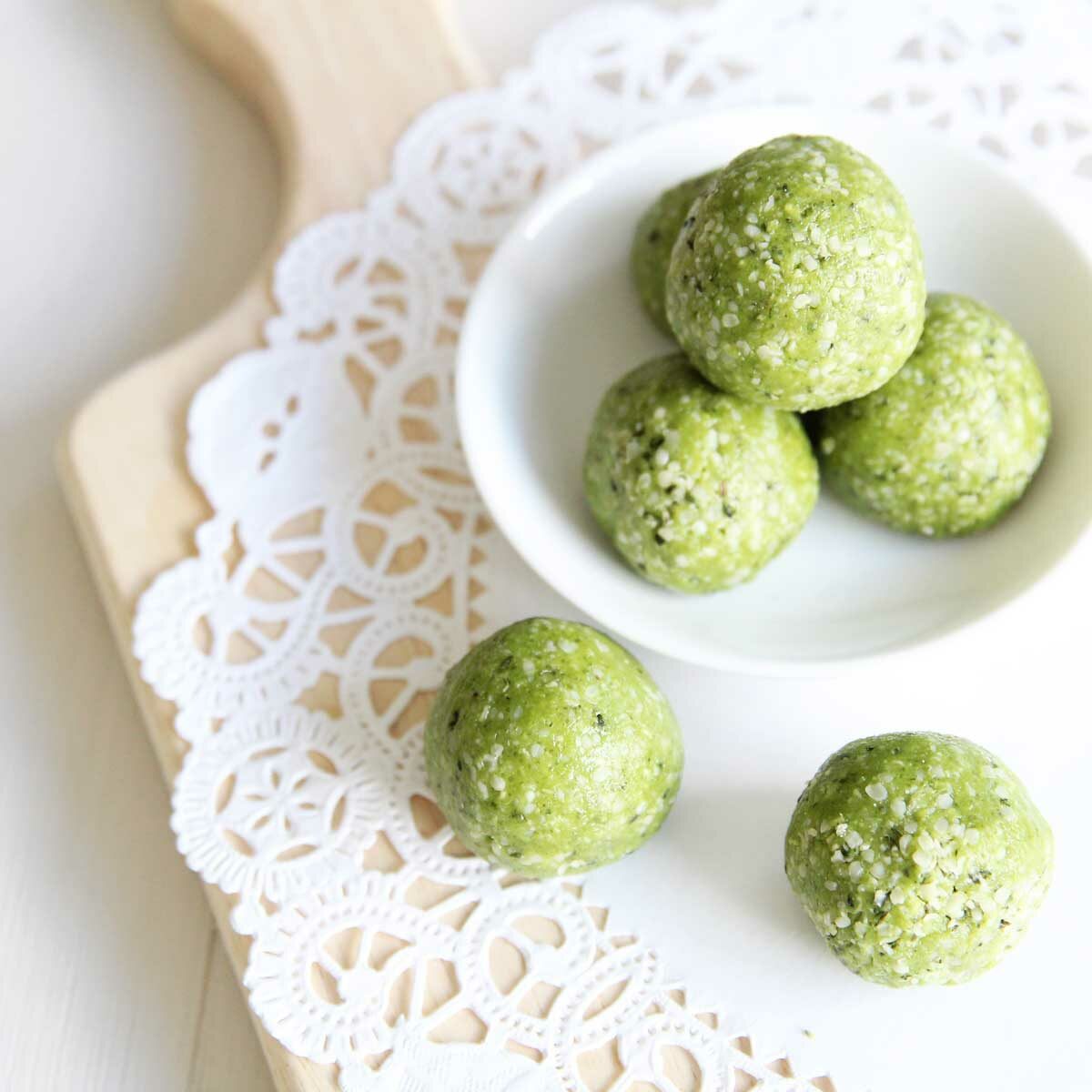 healthy vegan matcha latte collagen protein balls Matcha Latte Collagen Protein Balls Recipe