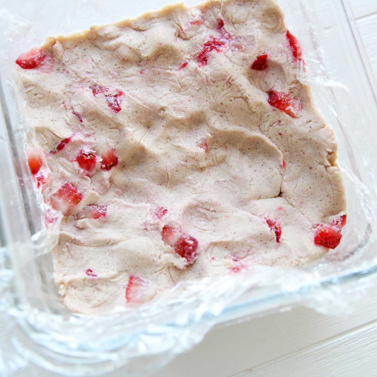 Creamy & Sweet No-Bake Strawberry Cheesecake Protein Bars - Strawberry Cheesecake Protein Bars