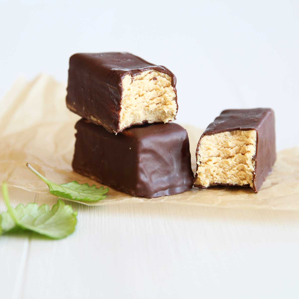 Simple Greek Yogurt Peanut Butter Protein Bars to eat for Breakfast or Post-Workout - Peanut Butter Snow Skin Mooncakes