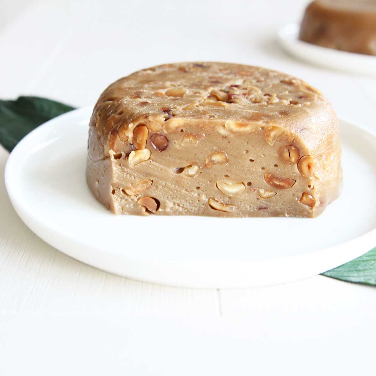 Easy Vegan Steamed Peanut Butter Mochi Cake (Nian Gao) Recipe - Red Bean Mochi Cake