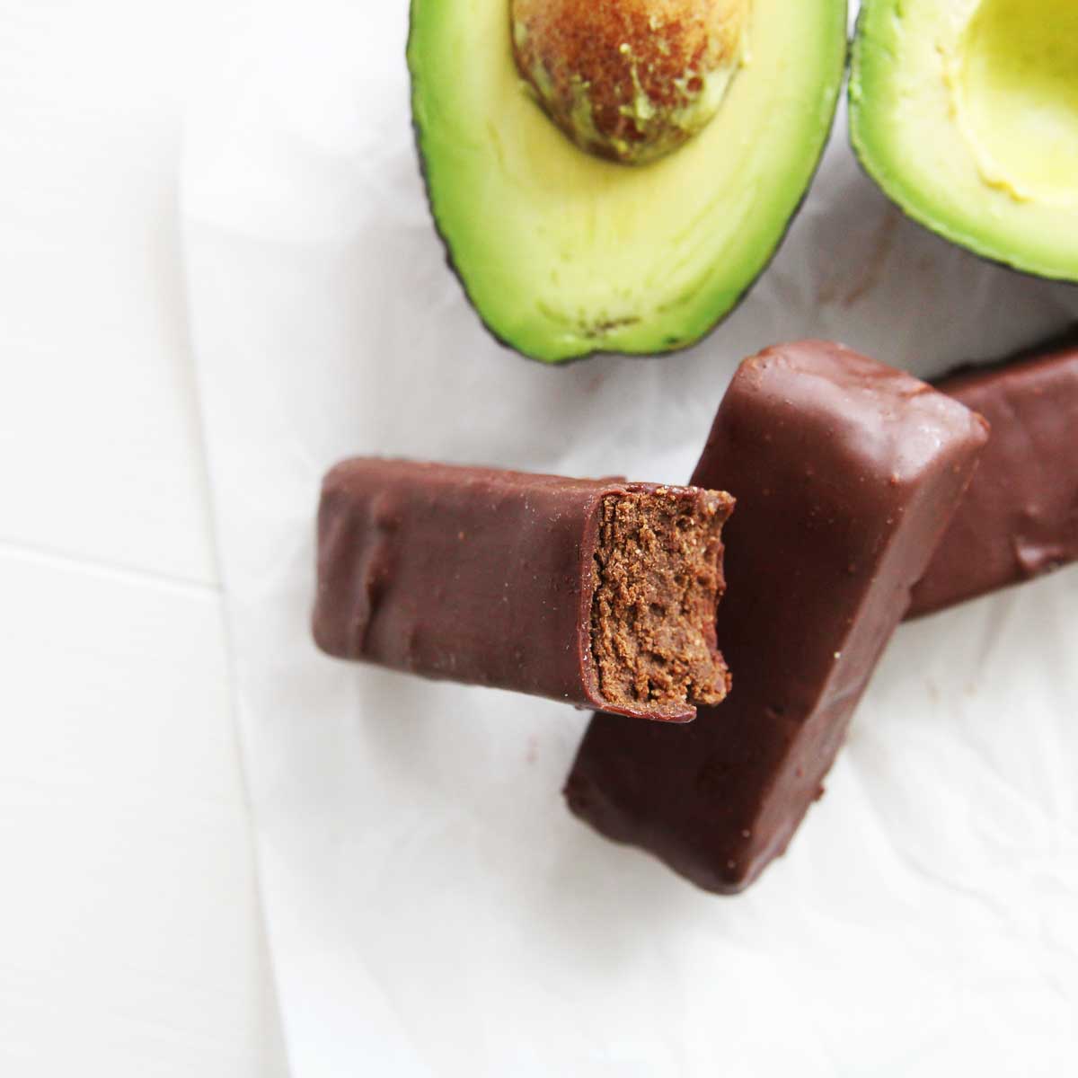 Easy Chocolate Avocado Protein Bars (Healthy, Vegan & Low Carb Recipe!) - Chocolate Avocado Protein Bars