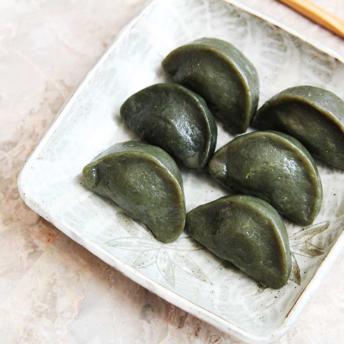 Healthier Mugwort Songpyeon made with Sweet Potatoes (고구마 쑥송편) - Tang Yuan Fillings