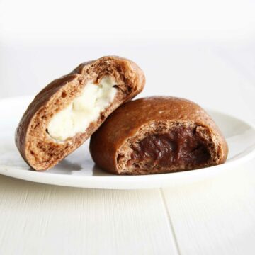 vegan chocolate steamed buns bao recipe with chocolate custard pastry cream filling - easy vegan recipe