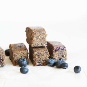 Homemade Blueberry Oatmeal Protein Bars (Healthy Vegan Recipe)