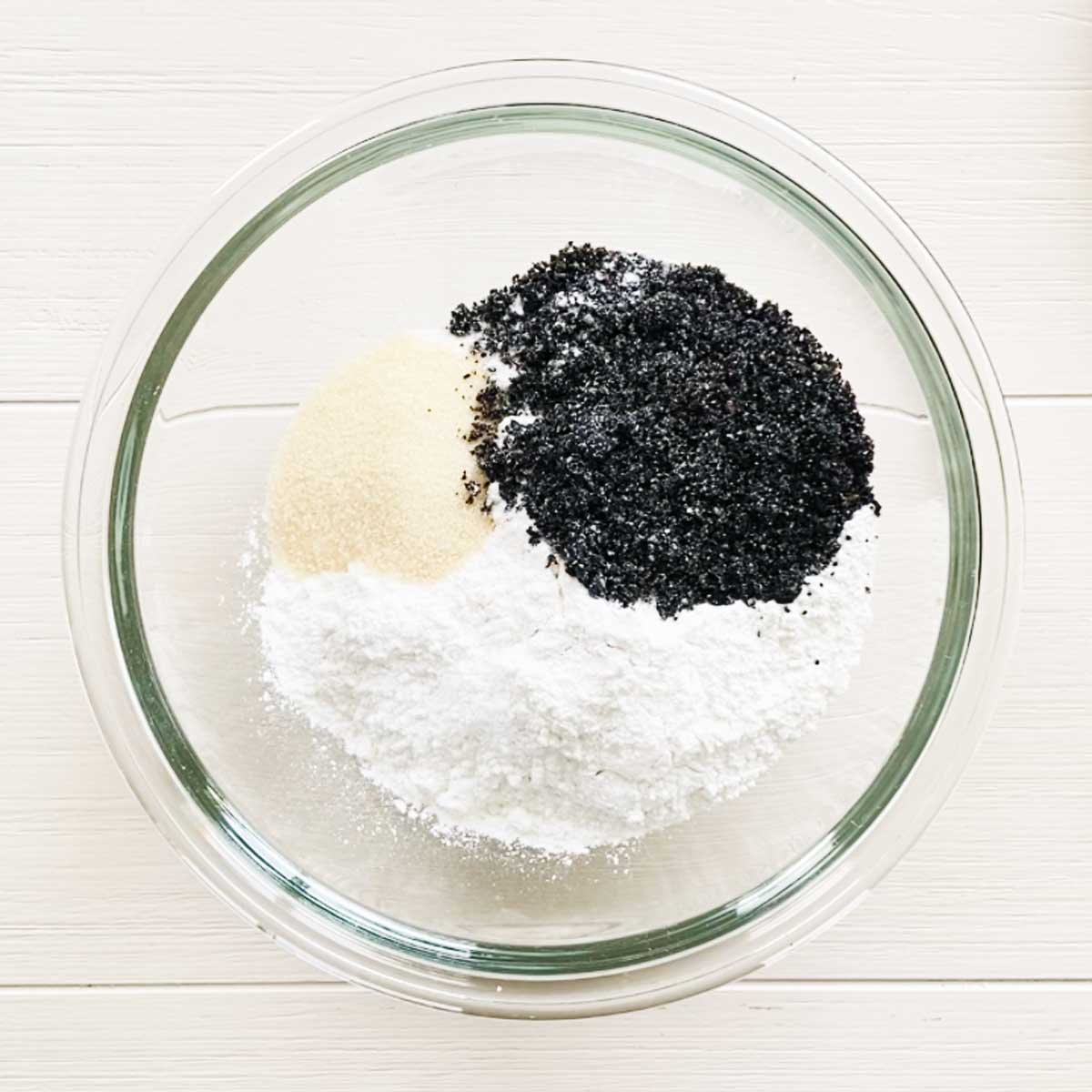 Black Sesame Glutinous Rice Balls in Sweet Ginger Soup - Black Sesame Glutinous Rice Balls