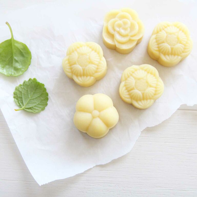 Durian Snow Skin Mooncakes Recipe