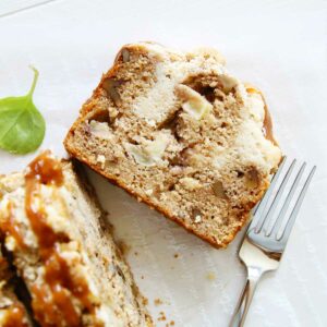 Healthy Applesauce Banana Bread with Streusel Topping (Low Sugar)