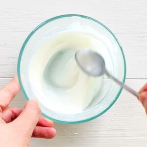 Simple 2-Ingredient Greek Yogurt Icing - Greek Yogurt Icing