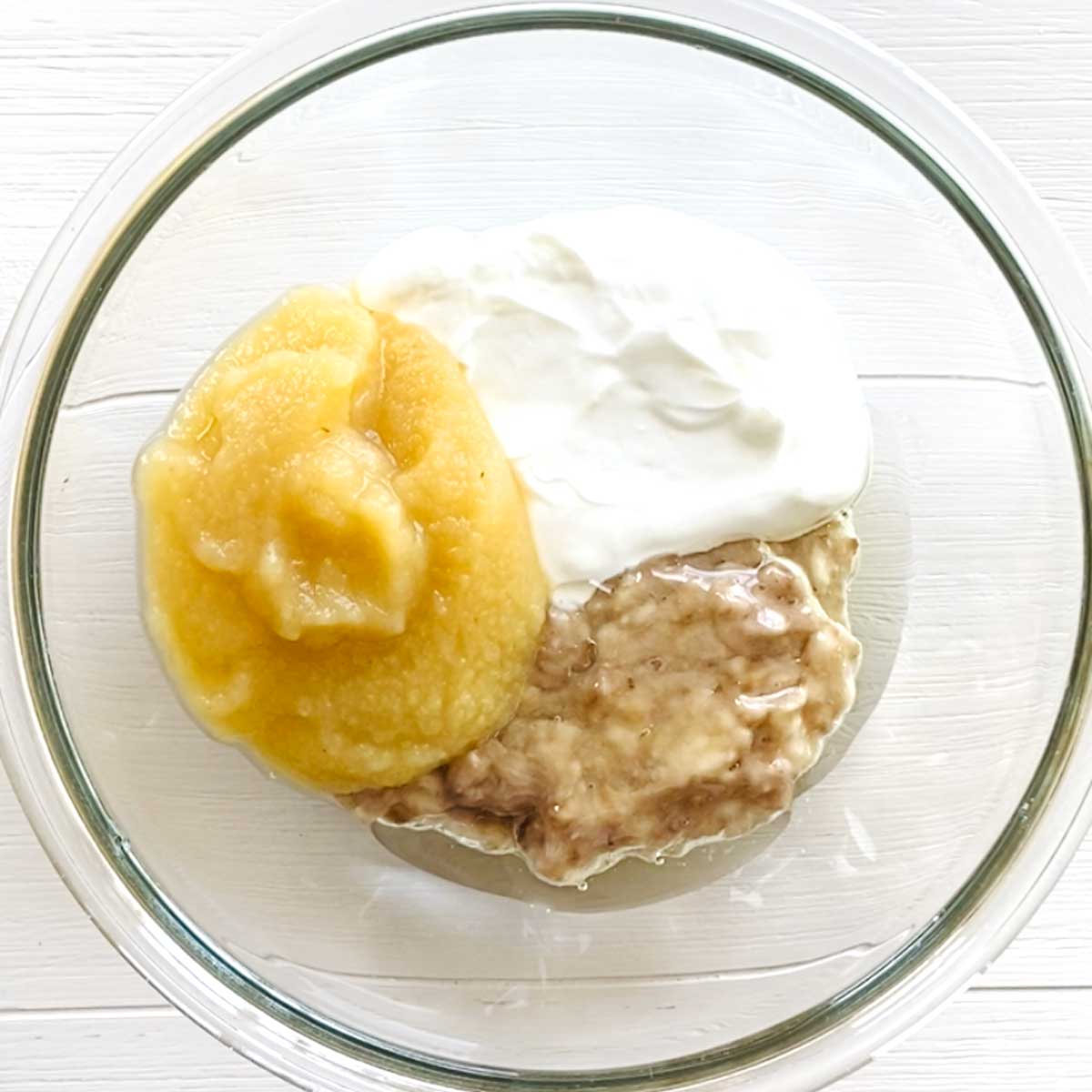 Greek Yogurt Applesauce Banana Bread (Low Fat, Low Calorie Recipe) - Greek Yogurt Applesauce Banana Bread