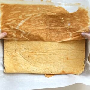 Flourless Peanut Butter Swiss Roll Cake with a Sweet Peanut Cream Filling - Peanut Butter Scones