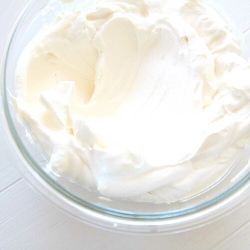 Over 20+ Whipped Cream Recipes (Chantilly Cream) & Flavor Ideas -