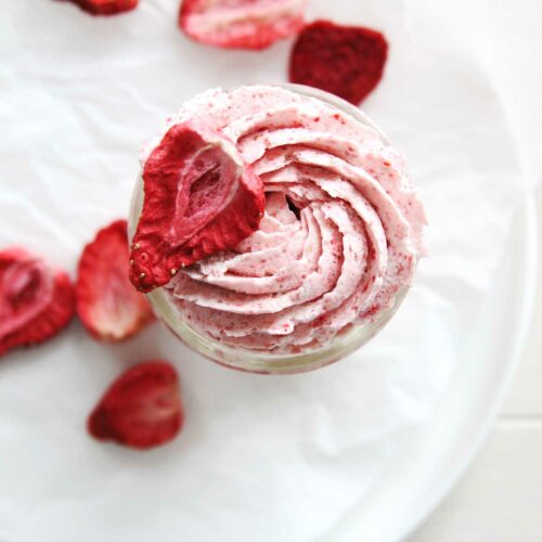 Simple Strawberry Whipped Cream (Chantilly Cream) Recipe