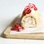 flourless strawberry swiss roll cake with strawberry cream filling