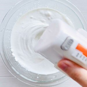 Zero-Sugar Whipped Cream Recipe using Monk Fruit Sweetener -