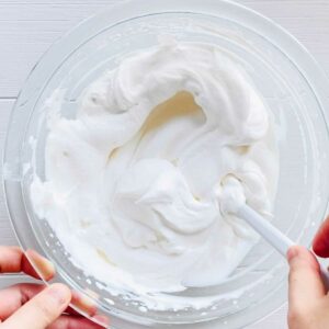 Easy Swirled Peppermint Whipped Cream (Chantilly Cream) Recipe -