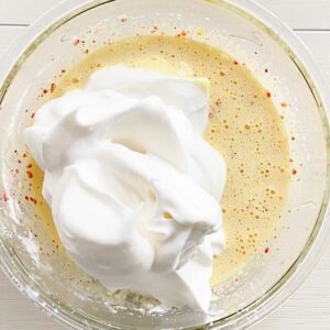 Flourless Strawberry Japanese Roll Cake Recipe Using Cornstarch - Vegan Scones with Cornstarch