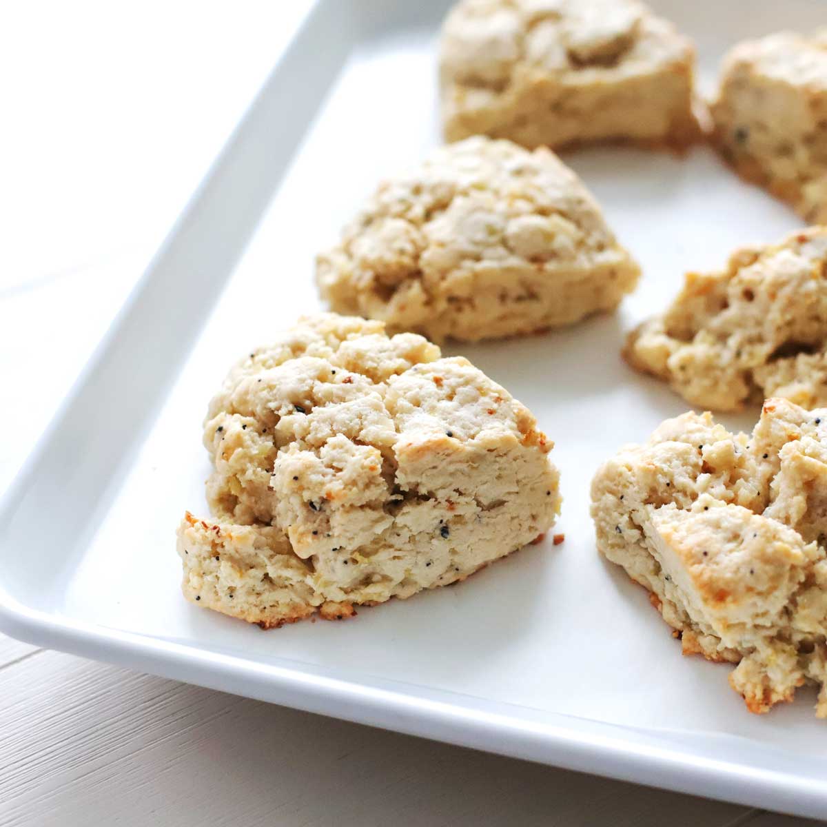 Bold and Flavorful: Cauliflower Everything Bagel Scones for a Unique, Dairy-Free Twist - white bean paste cookies